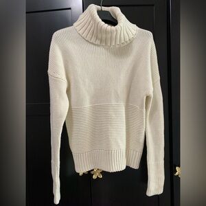 GAP Cream Cowl Neck Sweater Medium Scandi Girl cozy comfy